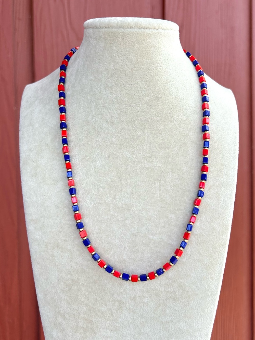 Blue & Red necklace - Picture 3 of 5